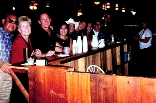 Robert Cardenas Molina - Photo 23