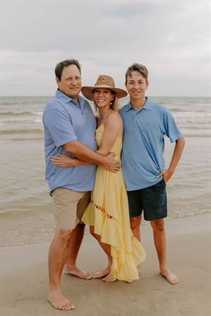 Robert Cardenas Molina - Photo 29