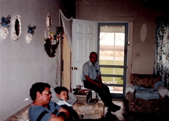 Robert Cardenas Molina - Photo 53