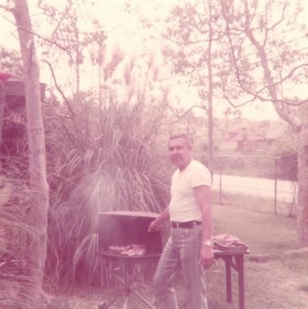 Robert Cardenas Molina - Photo 55