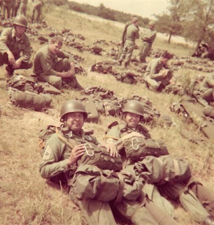 Robert Cardenas Molina - Photo 81