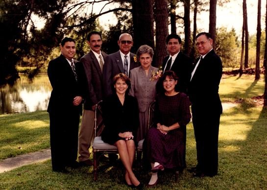 Robert Cardenas Molina - Photo 109