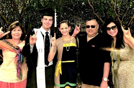 Robert Cardenas Molina - Photo 113