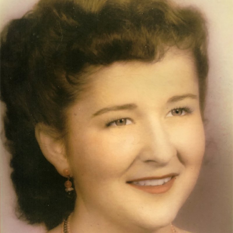 Audrey Ann Hollis - Photo 2