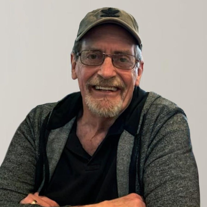 Phillip John Mumbach - Photo 2