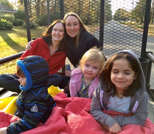 Kelly Smith Simmons - Photo 16