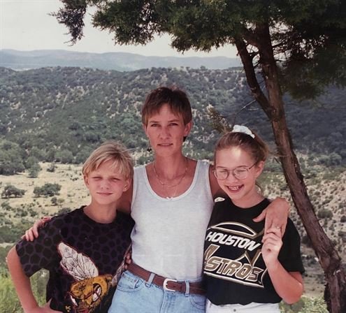 Kelly Smith Simmons - Photo 103