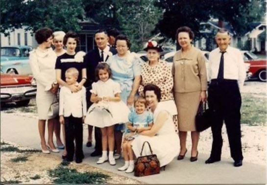 Cynthia Ballard - Photo 32