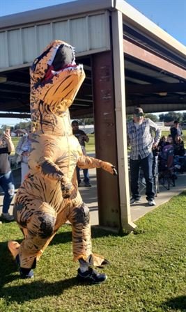 Timothy Hinson - Photo 6