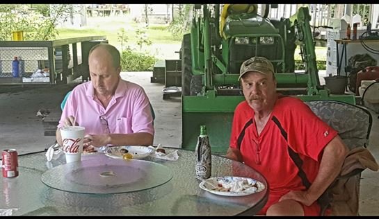 Timothy Hinson - Photo 33