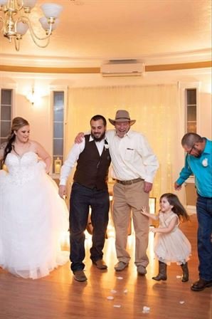 Timothy Hinson - Photo 68