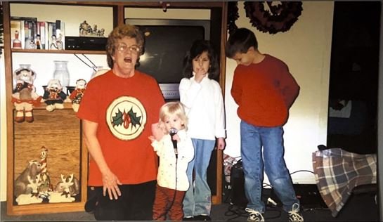 Juana Matthews — photo 54