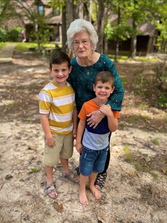 Juana Matthews — photo 85