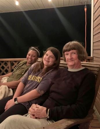 Barbara Taylor - Photo 17