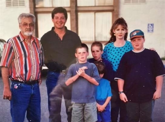 Michael Edward Hutson - Photo 4