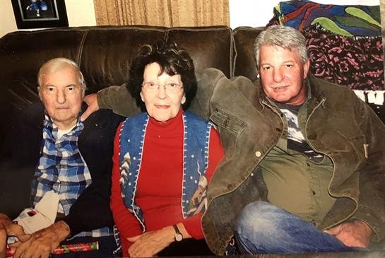 Michael Edward Hutson - Photo 20