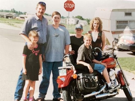 Michael Edward Hutson - Photo 29