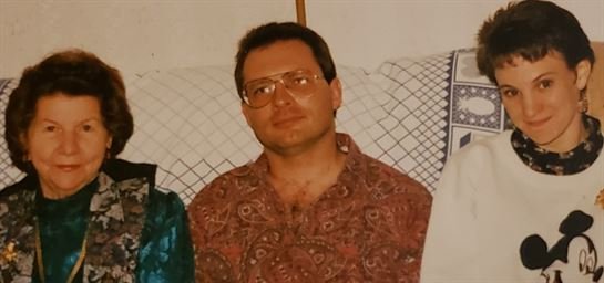 Edith D. Vincent Hanks - Photo 86