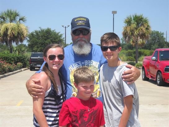 Michael Everett Daigle - Photo 9