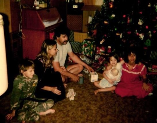 Michael Everett Daigle - Photo 100