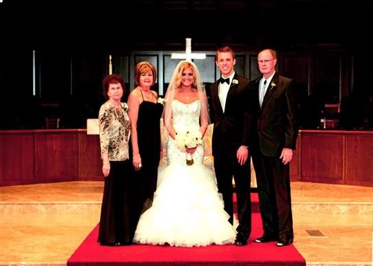 Louis Oliver Peveto - Photo 124