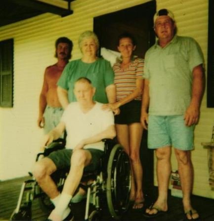 LaDonna Jean Laughlin - Photo 11