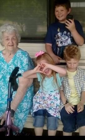 LaDonna Jean Laughlin - Photo 44