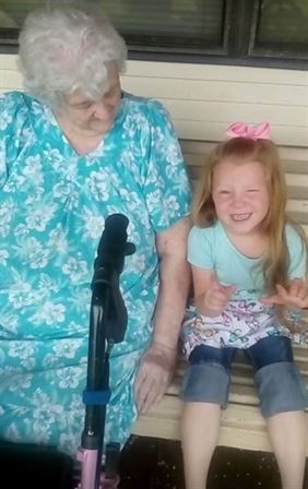 LaDonna Jean Laughlin - Photo 63