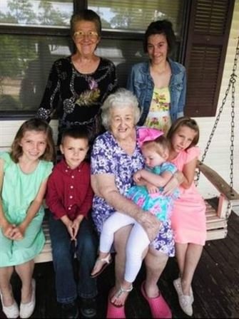 LaDonna Jean Laughlin - Photo 71