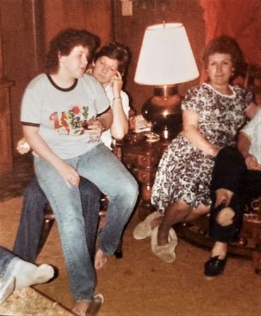 Patricia Ladell Lancaster - Photo 52