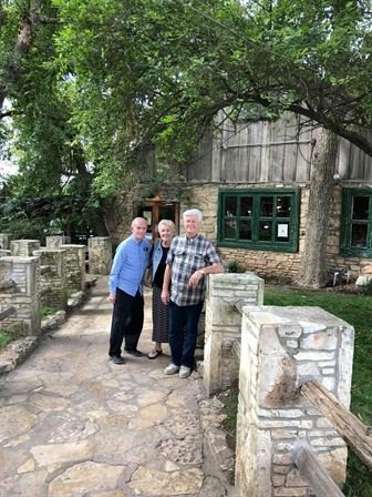 Edward Hutchins - Photo 4