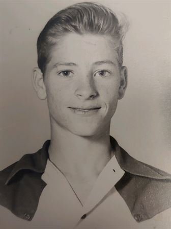 Edward Hutchins - Photo 5