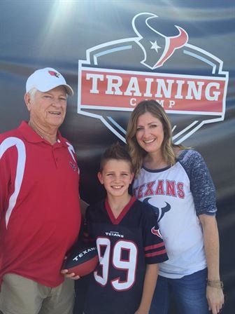 Edward Hutchins - Photo 11