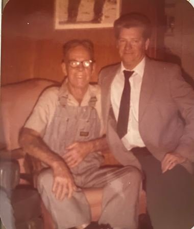 Edward Hutchins - Photo 21