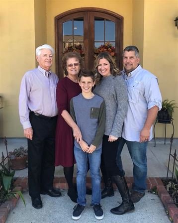 Edward Hutchins - Photo 25