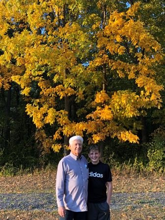 Edward Hutchins - Photo 51