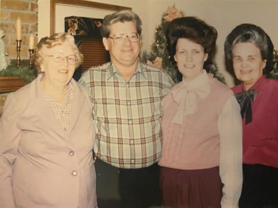 Edward Hutchins - Photo 74