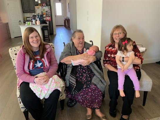 Mavis Seal - Photo 5