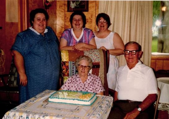 Mavis Seal - Photo 63