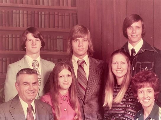 Claudia Davis - Photo 28