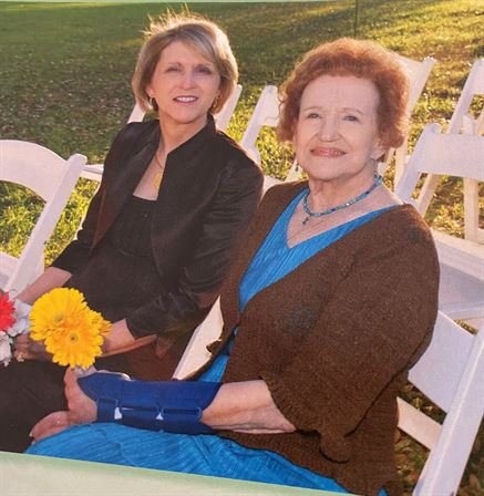 Claudia Davis - Photo 39