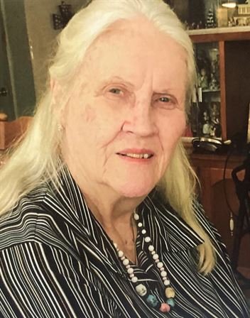 Ann Lou Gauthier - Photo 11