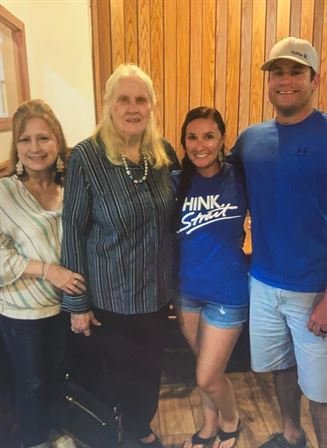 Ann Lou Gauthier - Photo 14