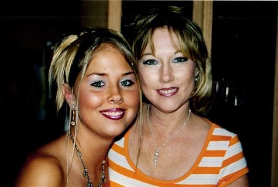 Rebecca Bradley - Photo 6