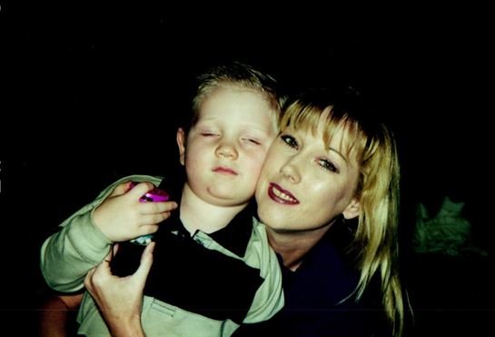 Rebecca Bradley - Photo 12