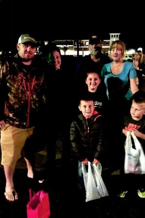 Rebecca Bradley - Photo 16