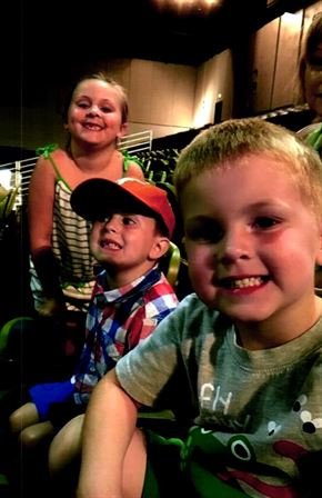 Rebecca Bradley - Photo 56