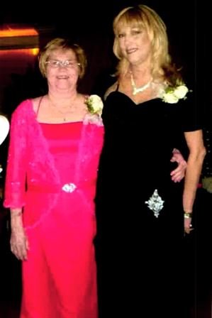 Rebecca Bradley - Photo 63