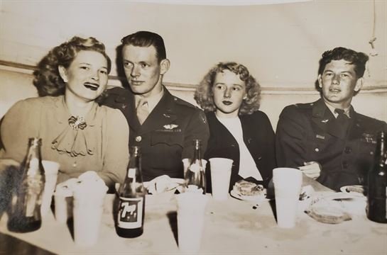 Billie Ann Wood - Photo 4