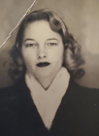 Billie Ann Wood - Photo 30